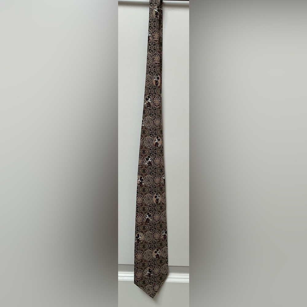Davenport Disney Mickey Mouse Tie